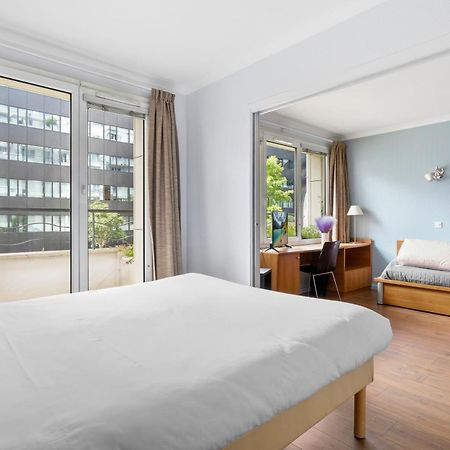 Grand Appartement Avec Balcon - Proche Parc Des Expo - Parking Privee Issy-les-Moulineaux Eksteriør bilde